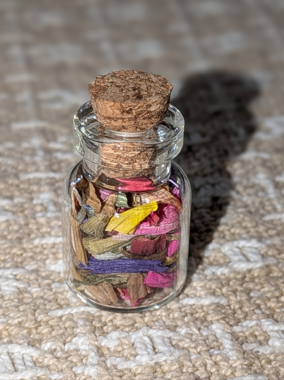 🌿 Little Glass Rainbow Botanical Vial